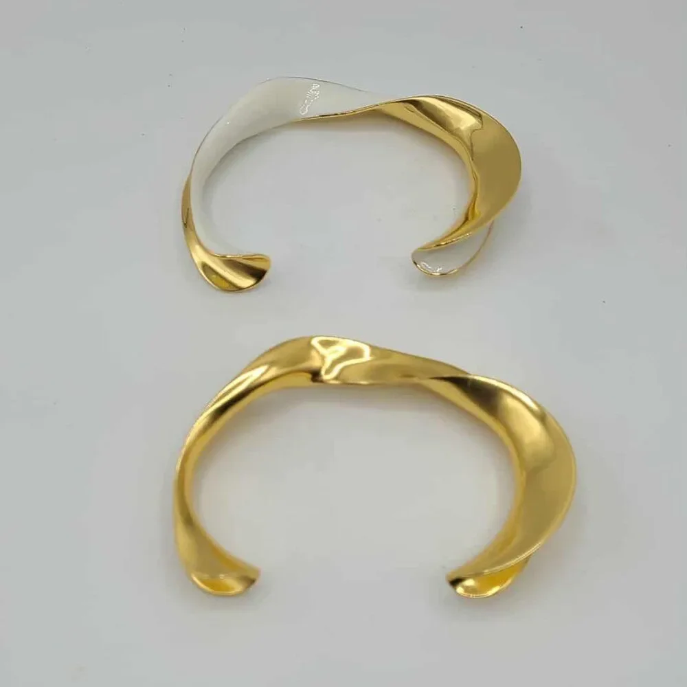 J Crew Gold tone Twisted Cuff Bracelet & White Enamel Gold Tone Twisted Cuff